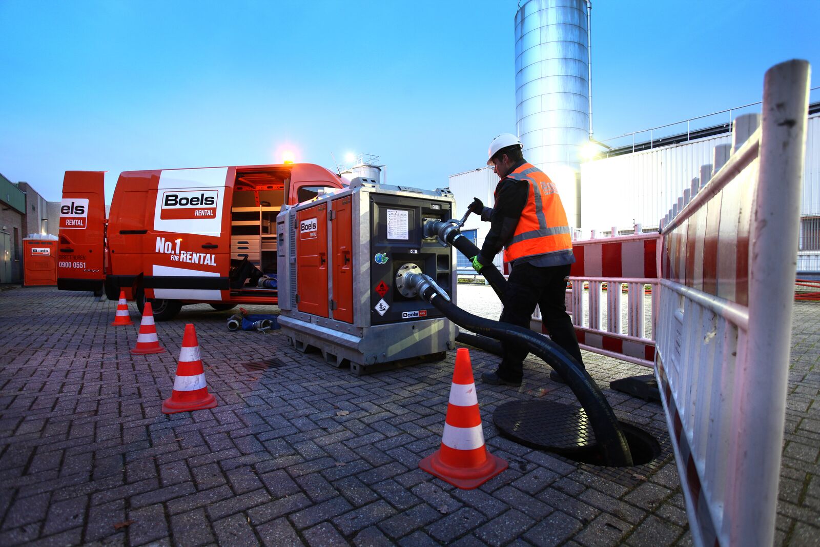 large-Vuilwaterpomp diesel 150 m³.jpg