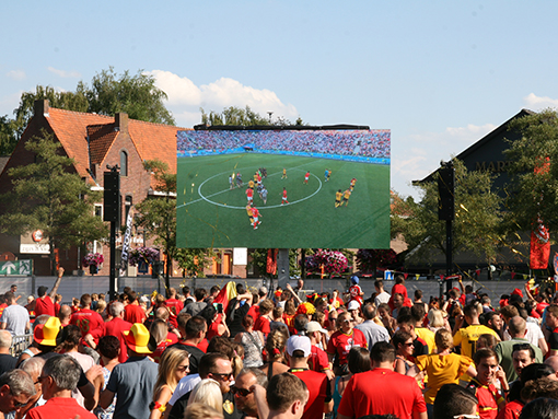Mobiele ledscherm 20m² tijdens WK Voetbal